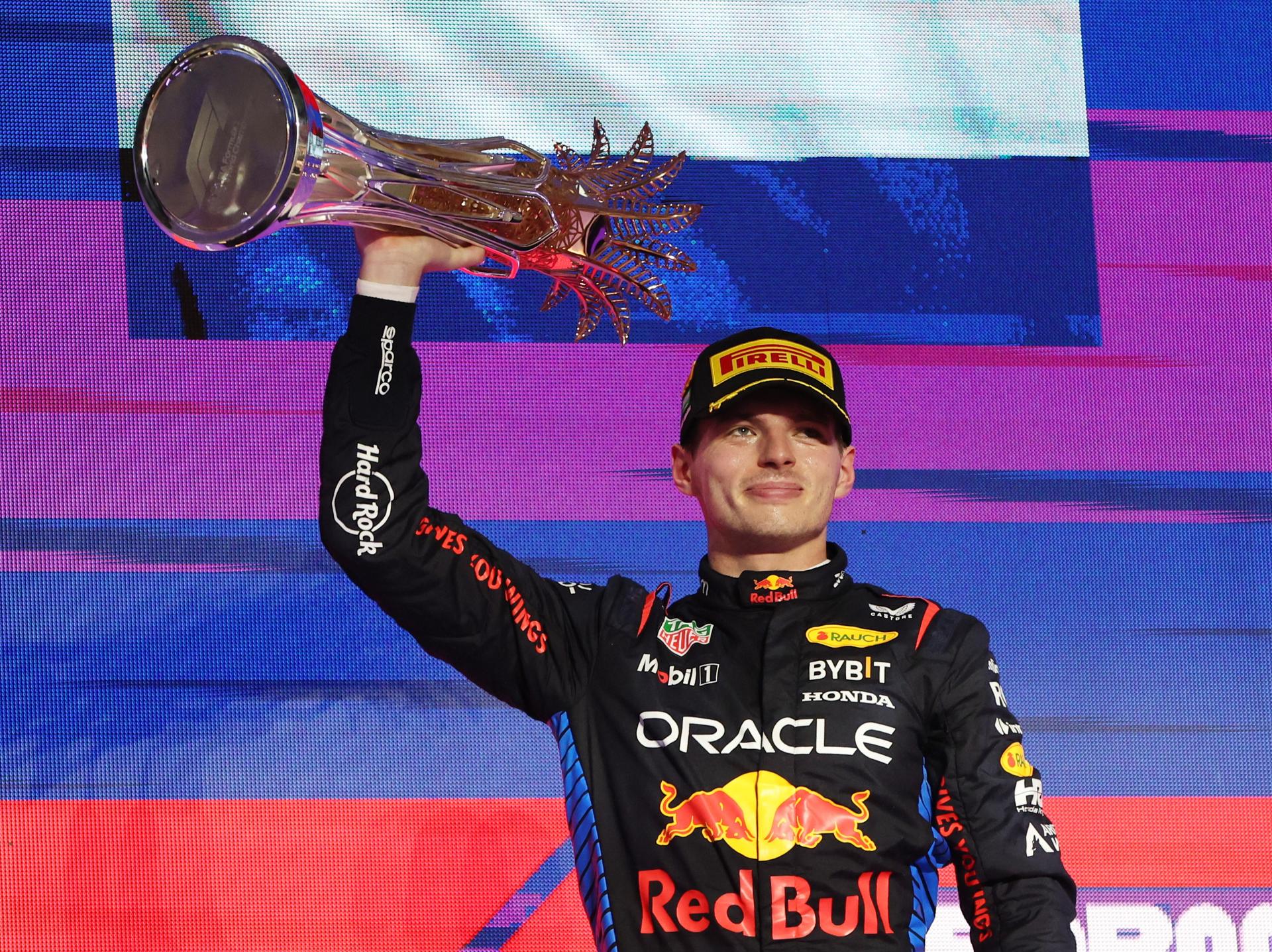 El tres veces campeón Max Verstappen ganó el Gran Premio de Arabia